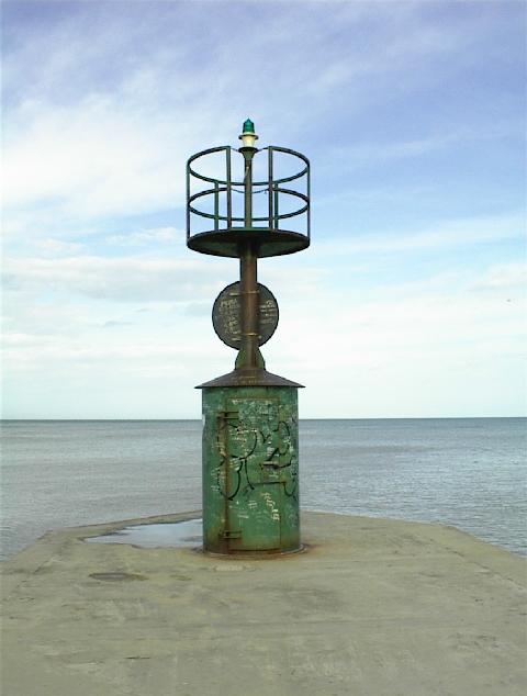 DSC00017.jpg, 29580 bytes, 04/03/01