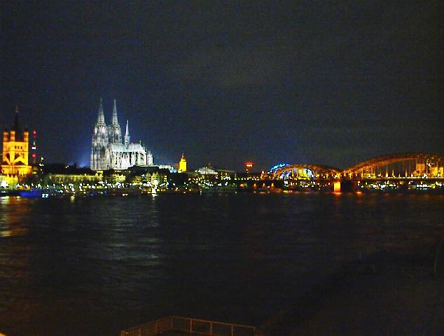 DSC00004.jpg, 35604 bytes, 10/03/01