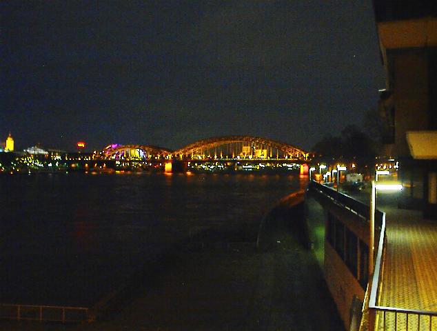 DSC00007.jpg, 35153 bytes, 10/03/01