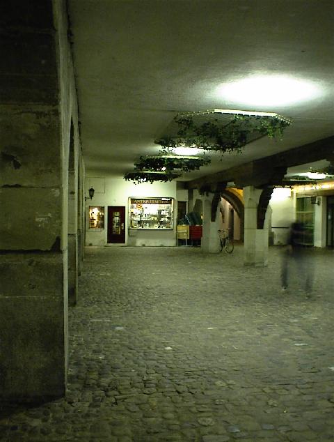 DSC00035.jpg, 44107 bytes, 10/03/01