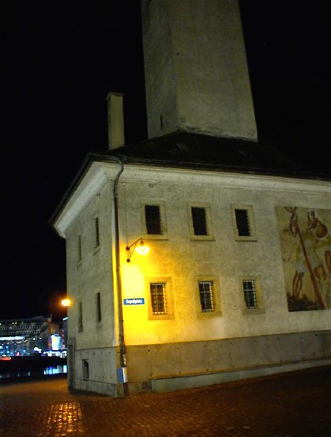 DSC00039.jpg, 32752 bytes, 10/03/01