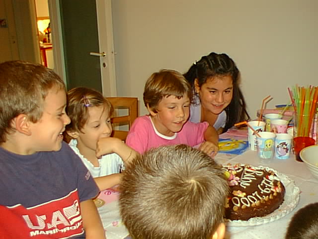 09240012.jpg, 51492 bytes, 25/09/00