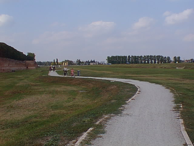 09240017.jpg, 47957 bytes, 25/09/00