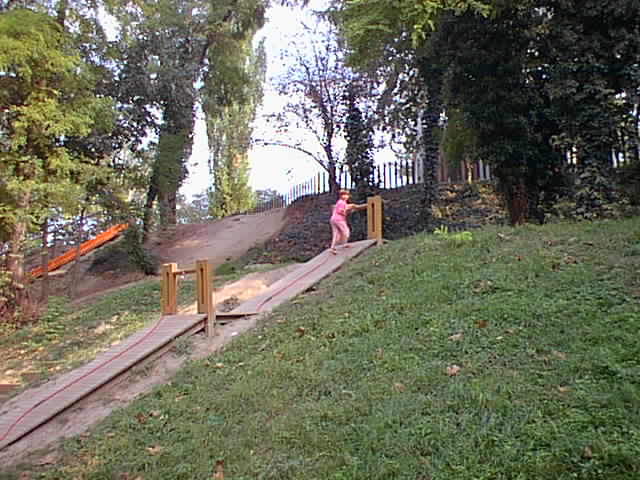09240020.jpg, 52989 bytes, 25/09/00