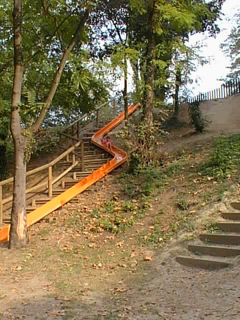 09240021.jpg, 99544 bytes, 25/09/00