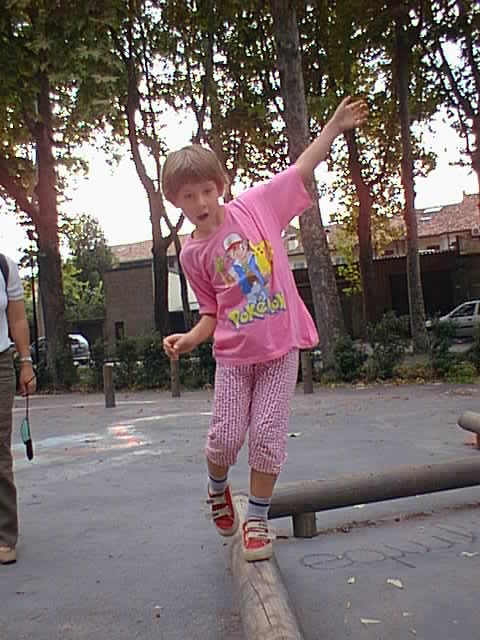 09240025.jpg, 82143 bytes, 25/09/00