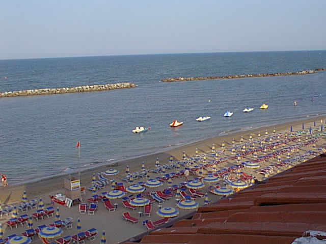 PhotoPC domenica 23 luglio 2000 20.06 30.jpg, 51642 bytes, 24/07/00