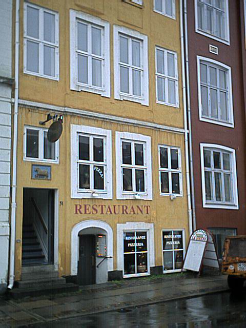IMG_0539.JPG, 15/02/02, 65 kB