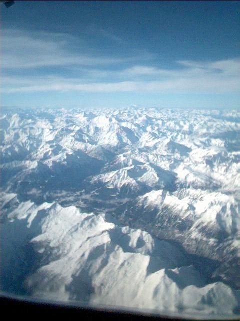 Aereo10.jpg, 47114 bytes, 04/02/01