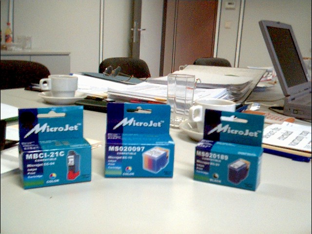 Cartridges.JPG, 94203 bytes, 03/02/01