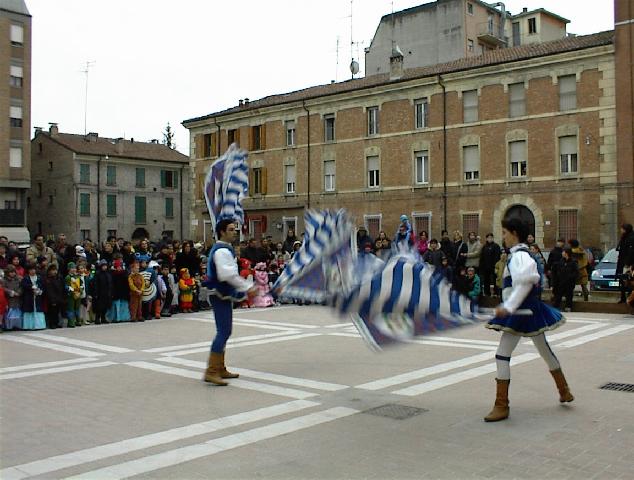 DSC00014.jpg, 54633 bytes, 04/03/01